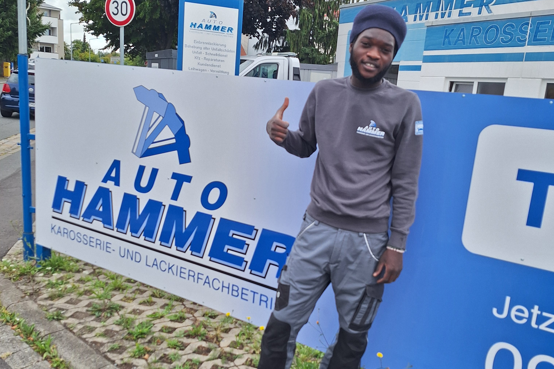 Wir begrüßen unseren neuen Auszubildenden Jamal
